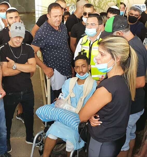 אחיה של סטאר הגיע מביה"ח ללוותה בדרכה האחרונה // צילום: ירון דורון 